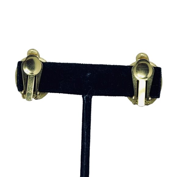 Vintage Gold Tone Beetle With Red Enamel Hearts Clip On Earrings (5484) - Picture 4 of 7